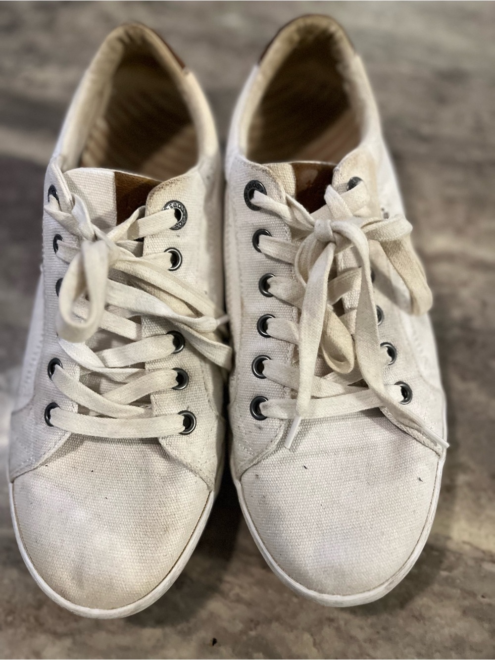 Taos Footwear Women's Canvas Lace-Up Sneakers in Off-White